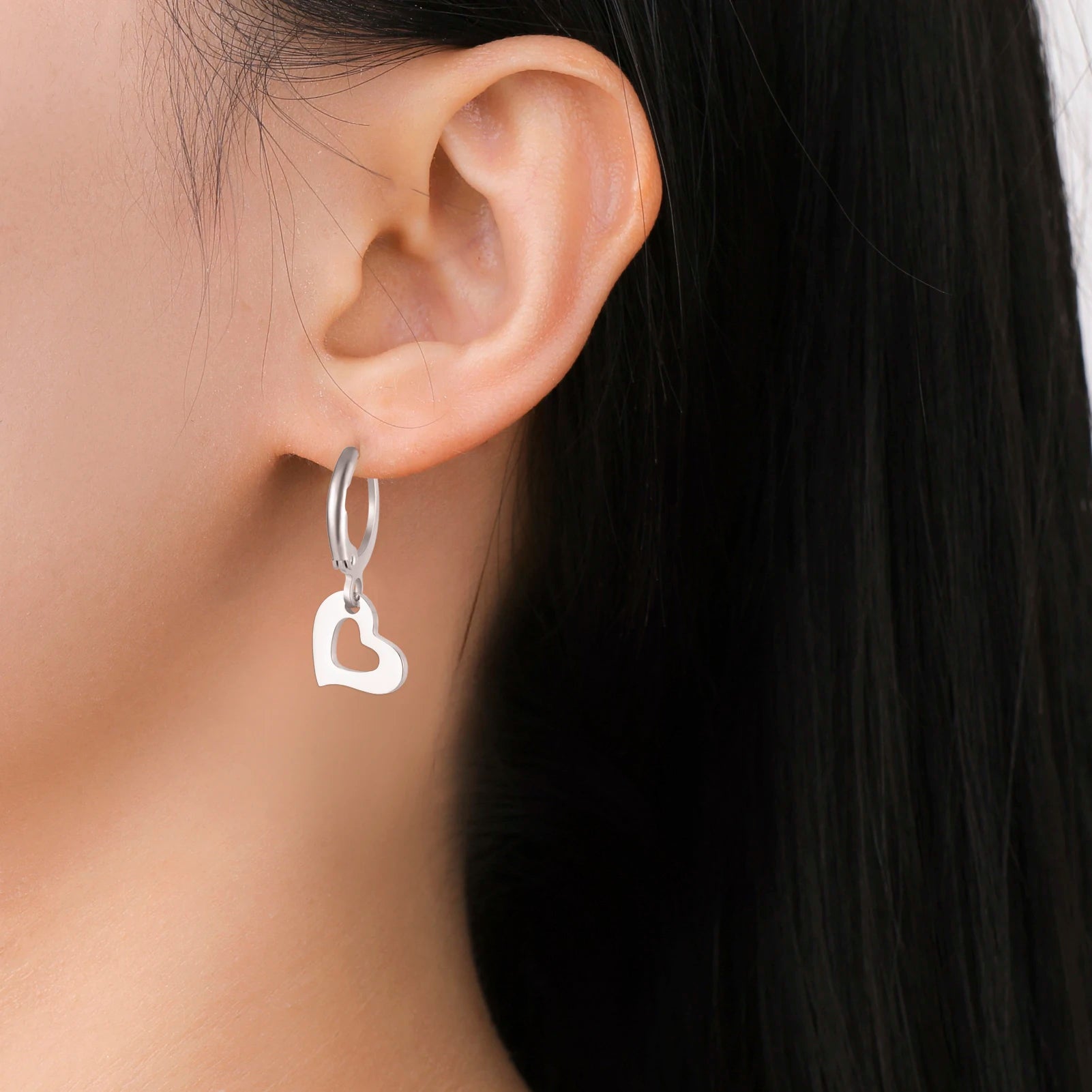 Boucles d’Oreilles Pendantes Coeur Design