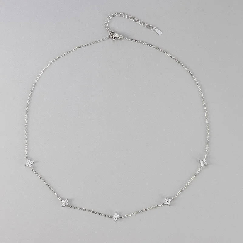 Collier Fin en Acier Inoxydable Fleuri Argenté