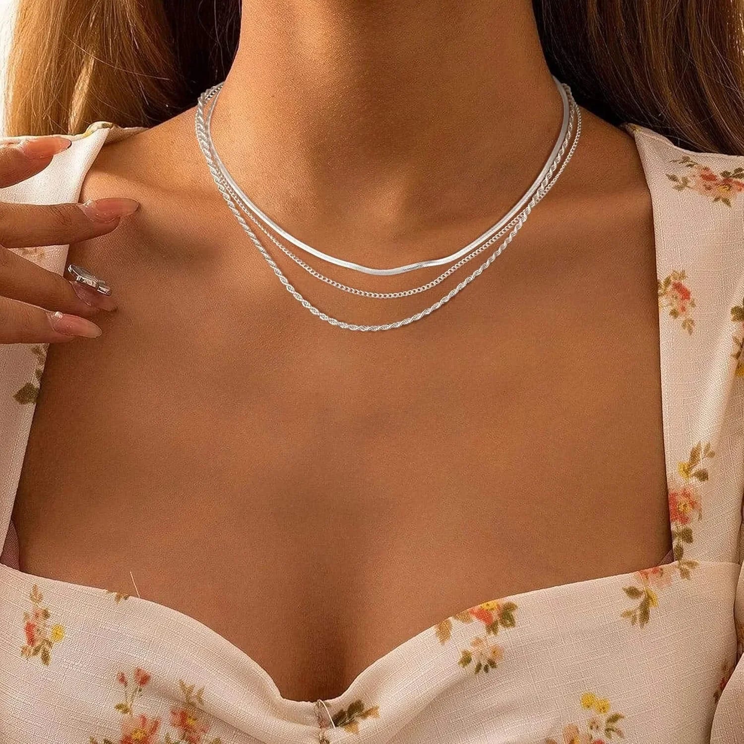 Collier à Triple Chaîne Minimaliste Argenté