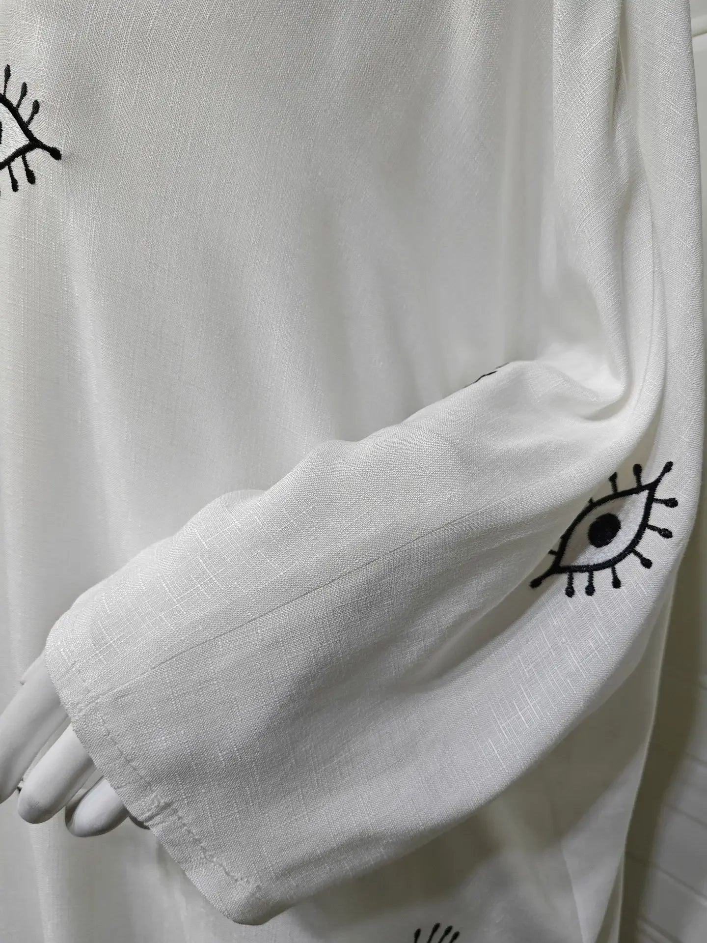 Kimono Abaya Mauvais Œil de qualité