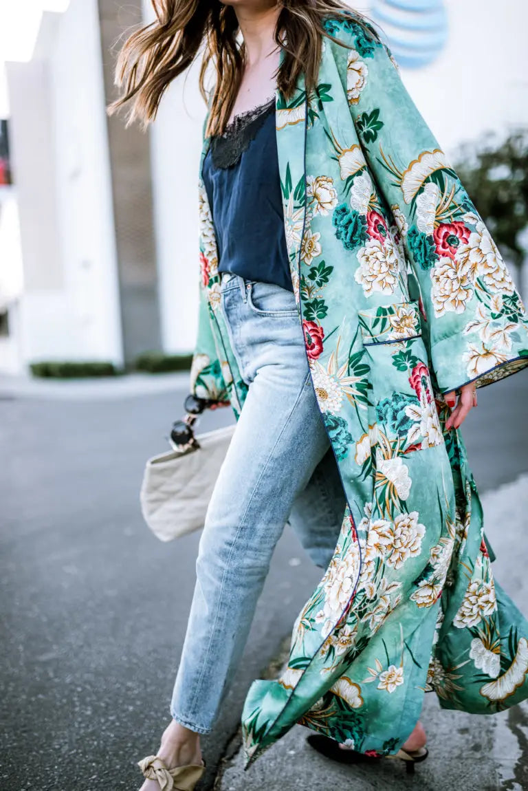 Kimono Fleuri Long à Fente Design