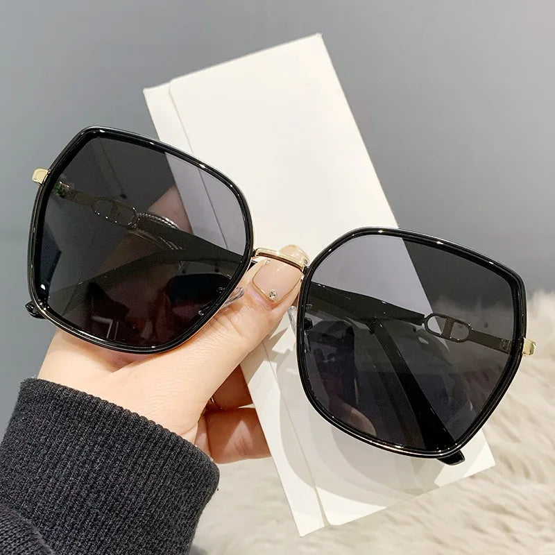 Lunettes de Soleil à Monture Oversize Noir