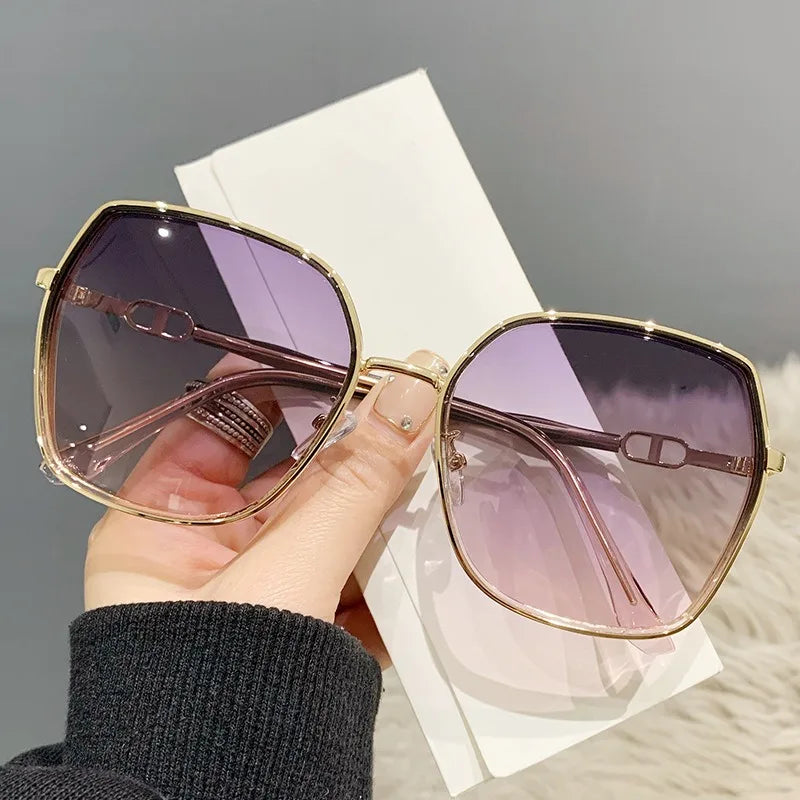 Lunettes de Soleil à Monture Oversize Violet