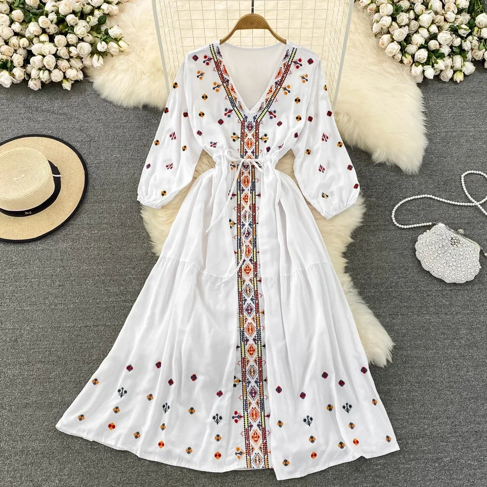 Robe Kimono Légère Brodée Blanc