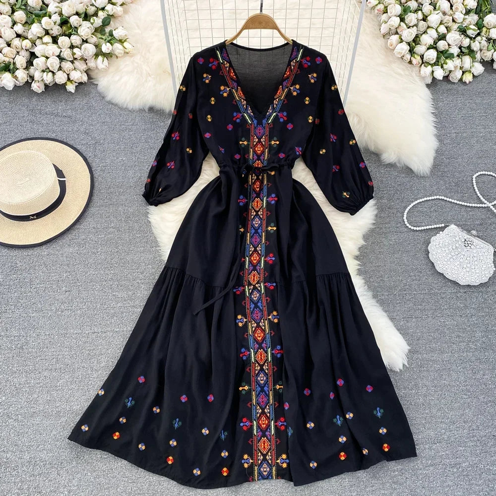 Robe Kimono Légère Brodée Noir