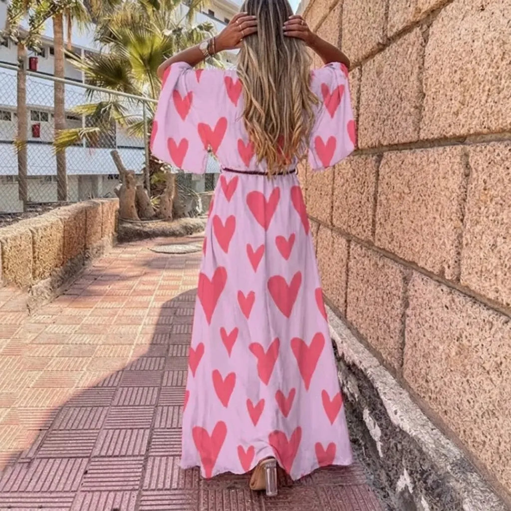 Robe Kimono Rose à Motifs Cœurs Design