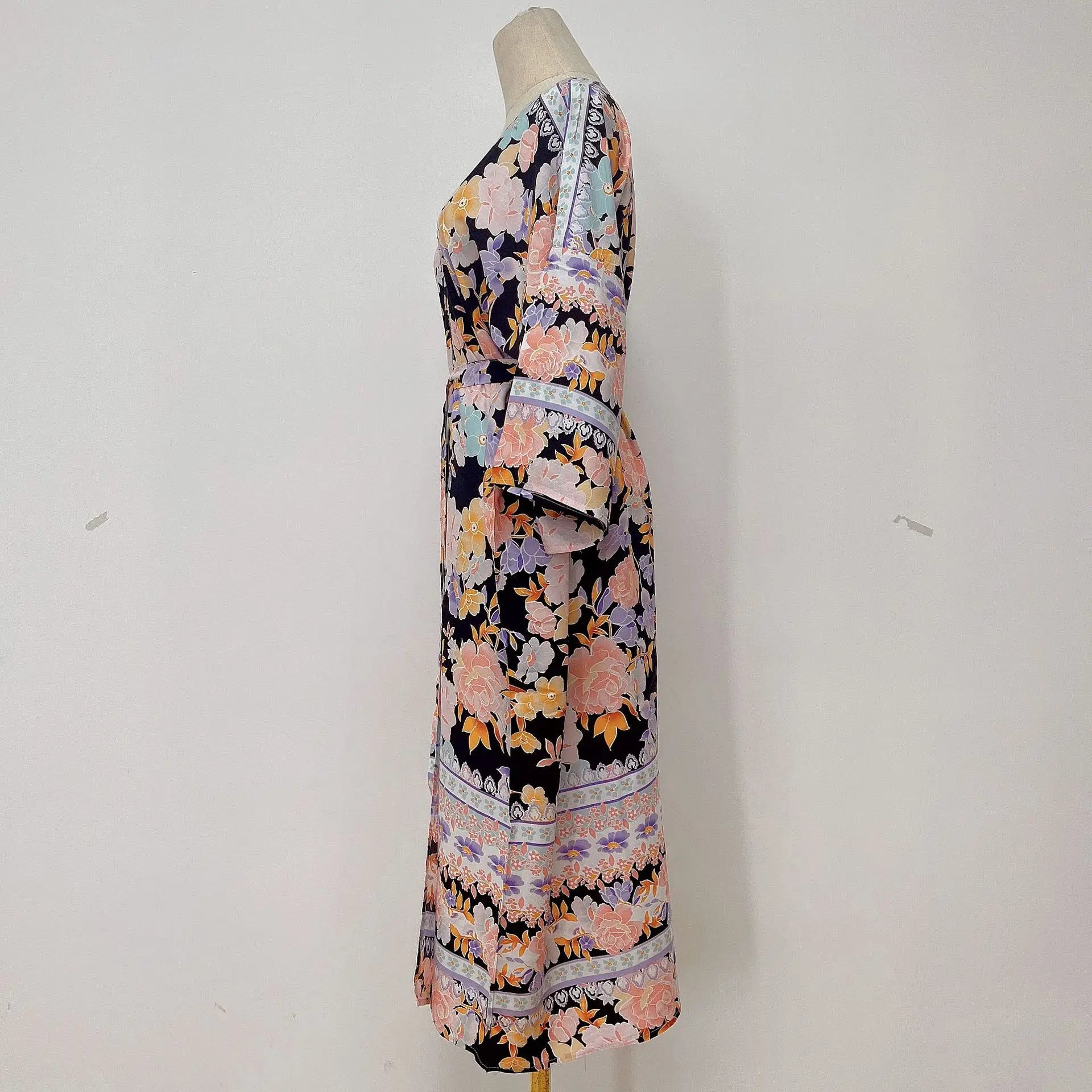 Kimono Fleuri Élégant fluide