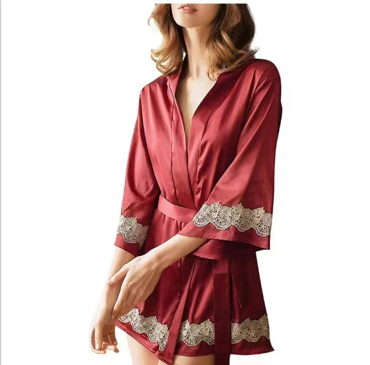 Peignoir Kimono Soyeux à Dentelles raffiné