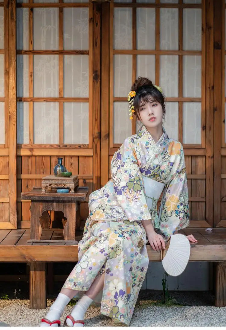 Kimono Japonais à Imprimé Floral Élégant Stylé