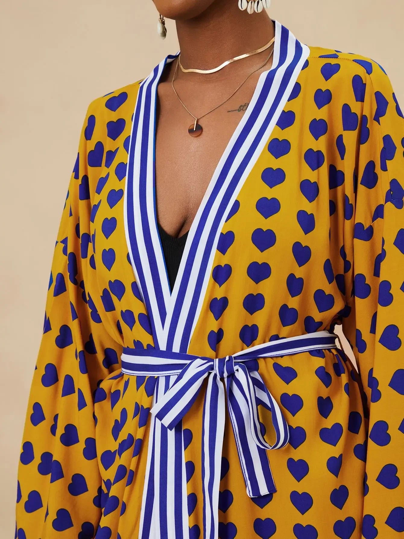 Kimono de Plage Jaune à Cœurs Fluide