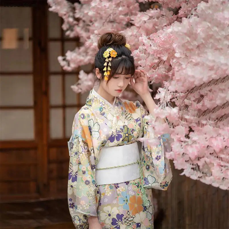 Kimono Japonais à Imprimé Floral Élégant Léger