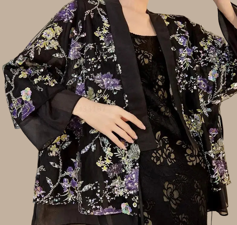 Veste Kimono Noire Fleurie fluide