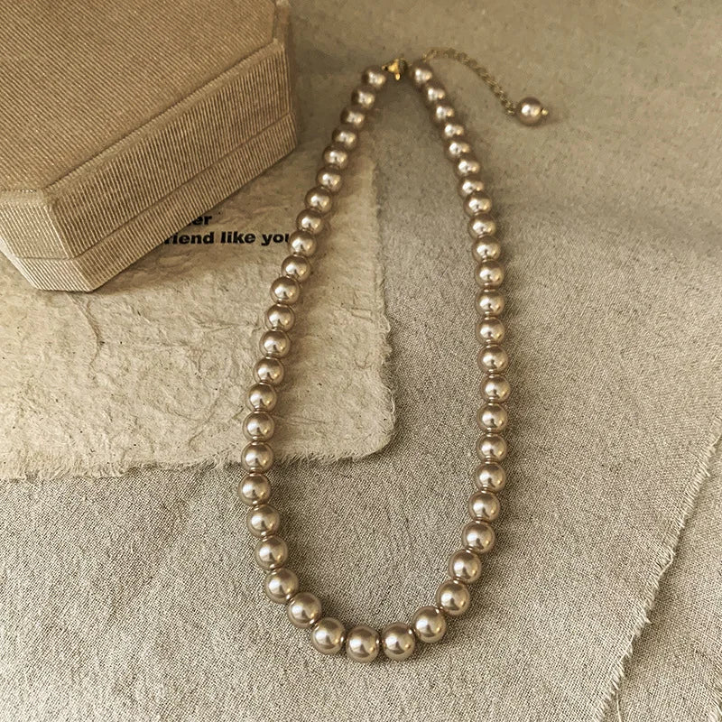 Collier de Perles Gris Métallique Design