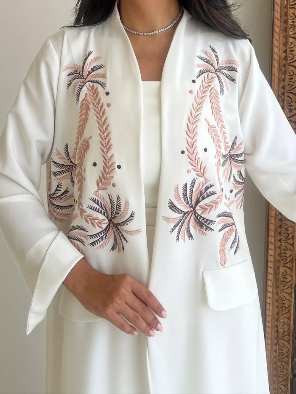 Kimono Abaya Blanc Brodé Luxueux et stylé