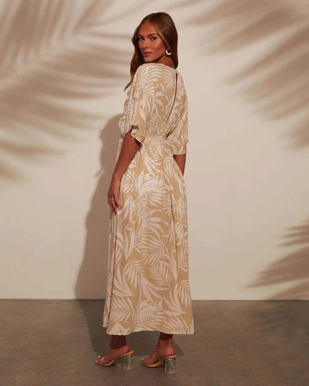 Robe Style Kimono Beige à Feuillages col en V

