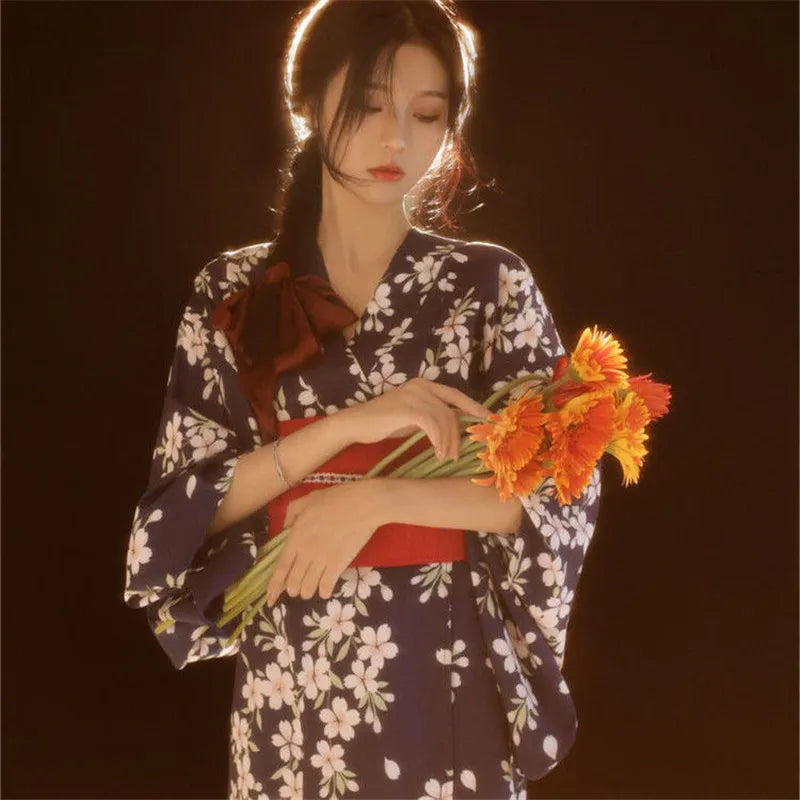 Kimono Japonais Femme Bleu Floral Stylé