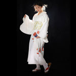 Kimono Japonais Traditionnel Blanc Fleuri